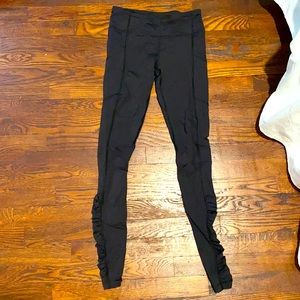 Size 4 full length lululemon leggings